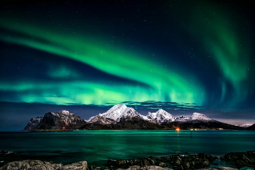 Aurora Borealis, Incredible Wonders Of Earth